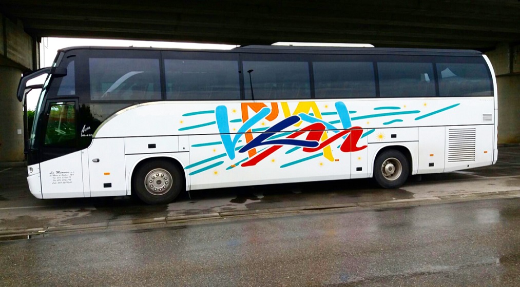 Bus Beulas Aura HDH 54 POSTI